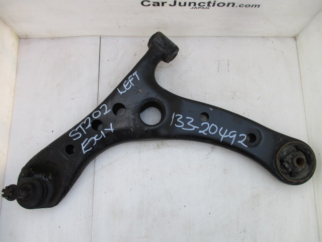 Used Toyota  LOWER CONTROL ARM LEFT